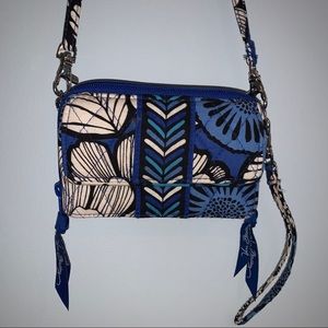 Vera Bradley wallet/wristlet